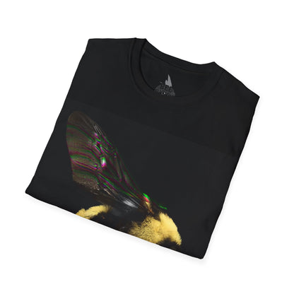 „Bee Force One“ Unisex Softstyle T-Shirt